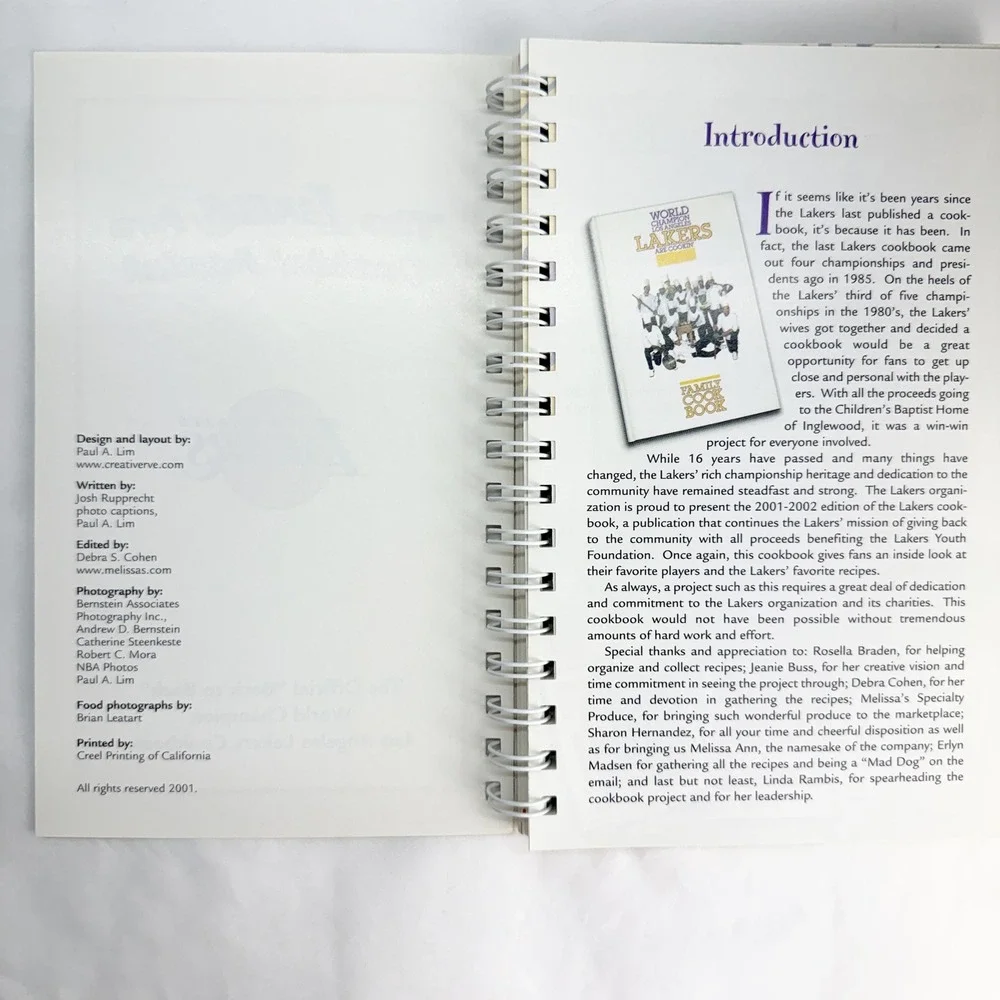 Los Angeles Lakers Are Cookin Again Cookbook 2001 Shaq Phil Jackson NBA Rare